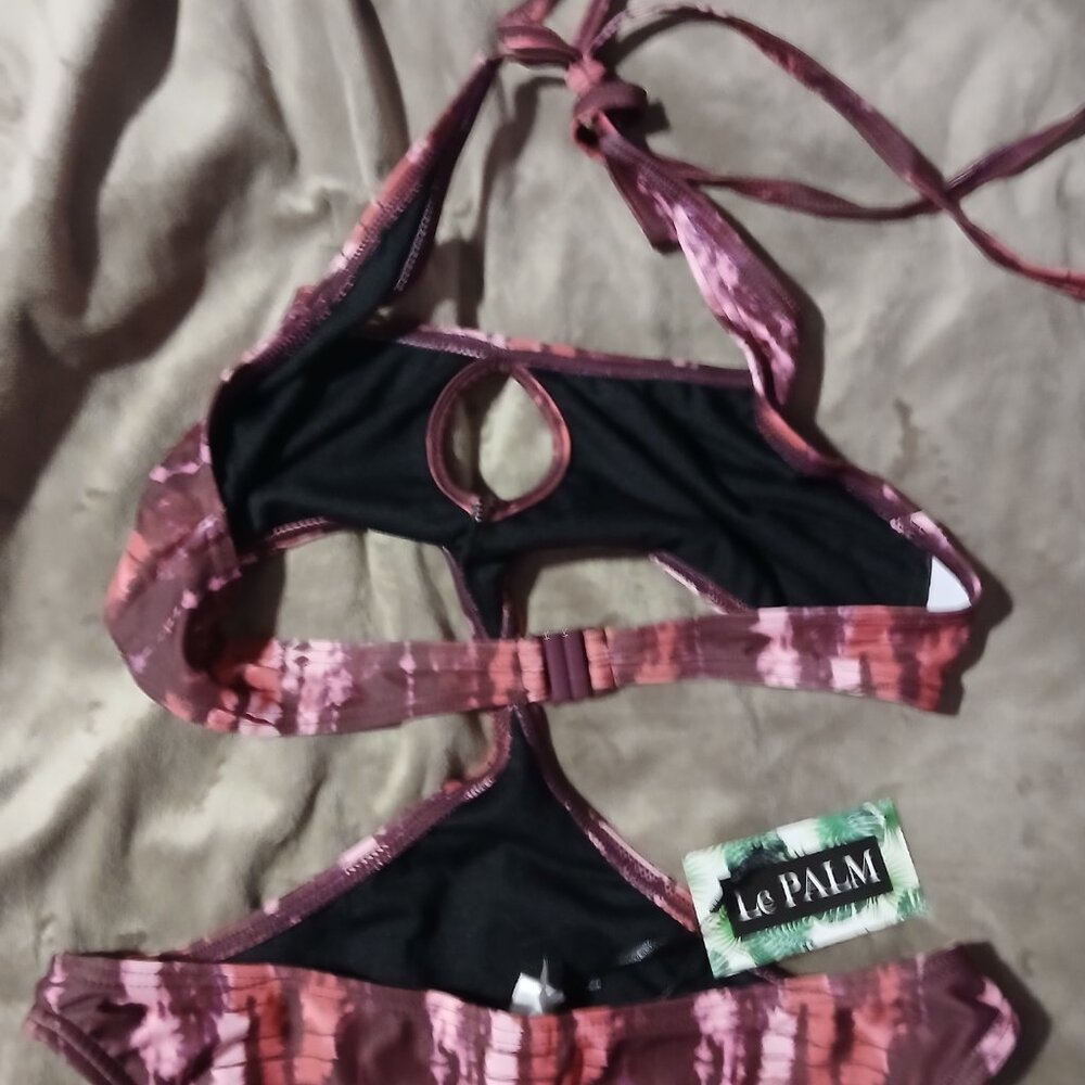 Asos Luxe Palm Women's Cut Out Halter Neck Swimsuit Purple Print NWT SZ 4 - Picture 8 of 10